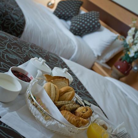 Ard Ri House Hotel Tuam Extérieur photo
