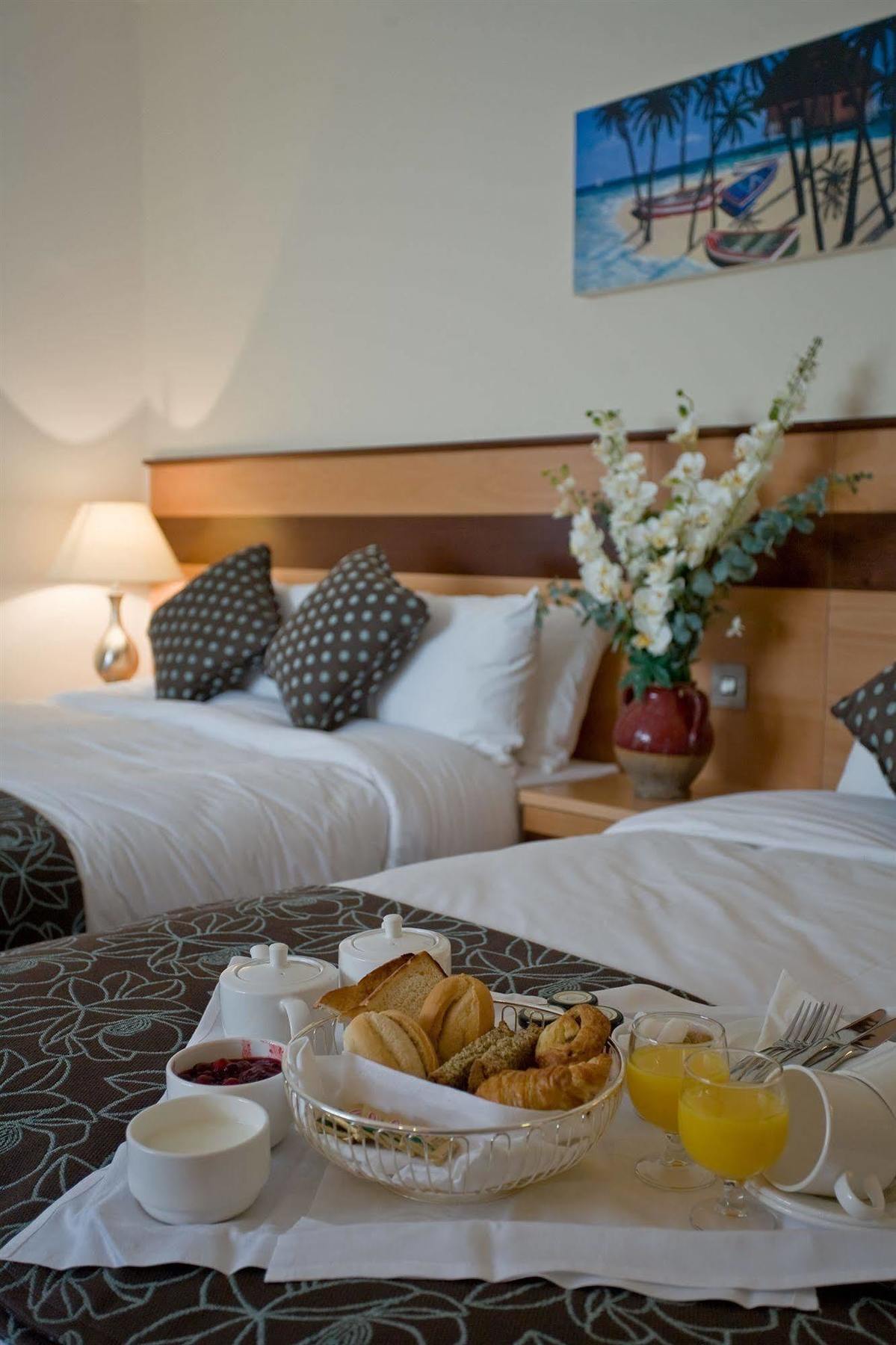 Ard Ri House Hotel Tuam Extérieur photo