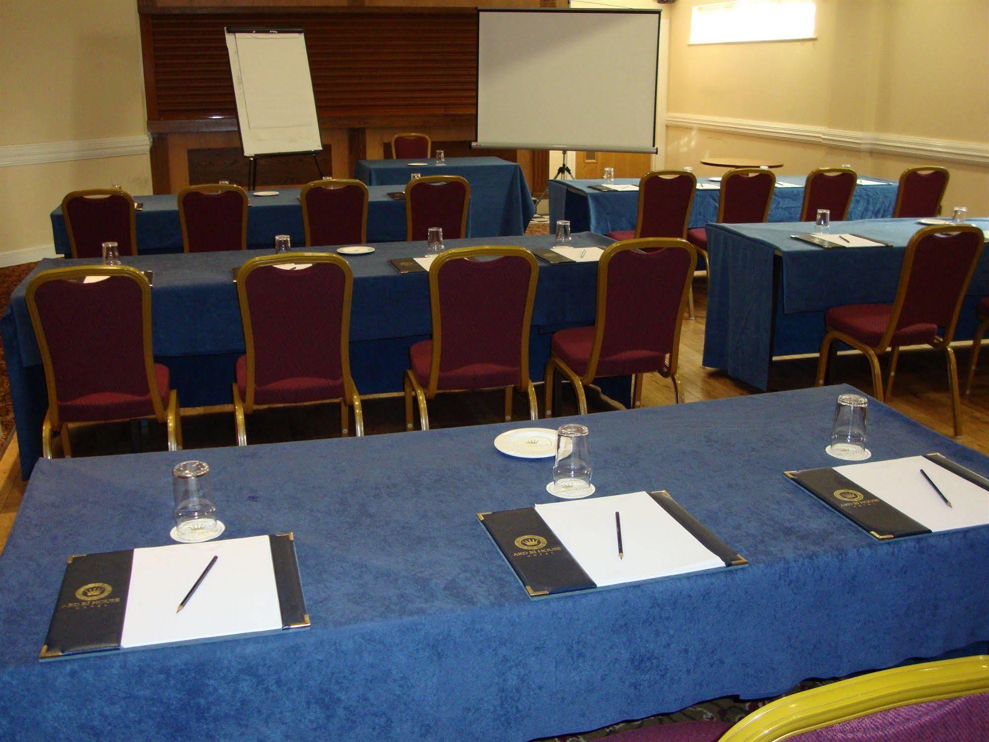 Ard Ri House Hotel Tuam Extérieur photo