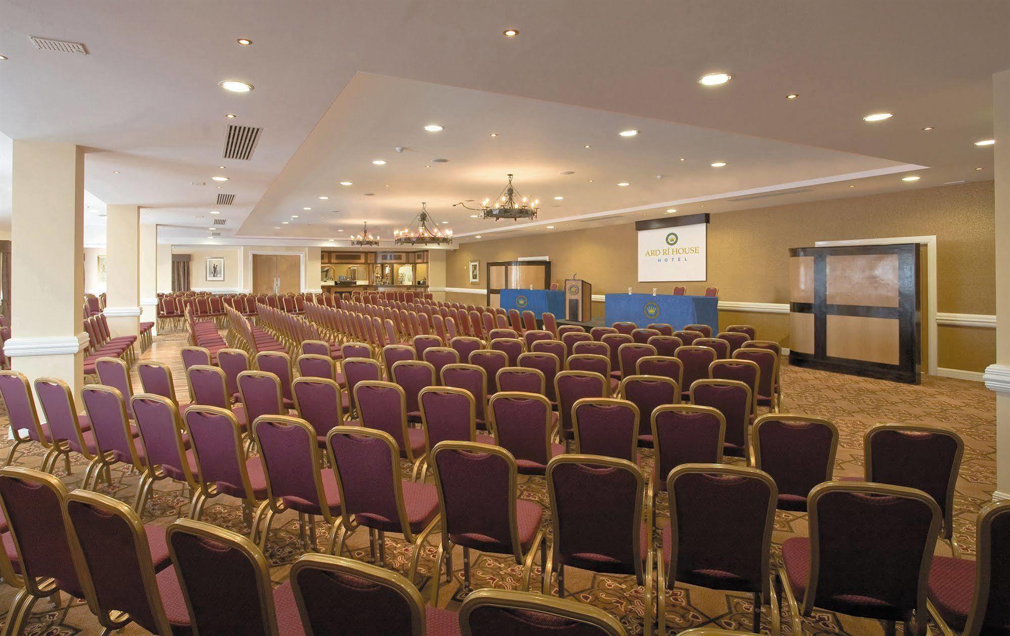 Ard Ri House Hotel Tuam Extérieur photo